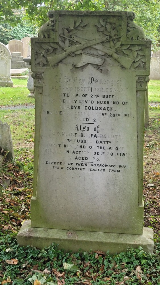 Oorlogsgraf van het Gemenebest St. Dunstan Churchyard #2