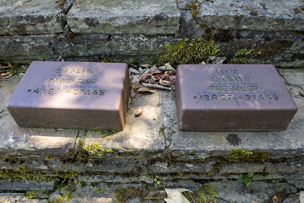 Oorlogsmonument Hönningen #4