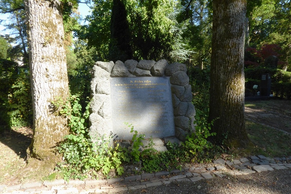 Gedenkteken Begraafplaats Coburg #1