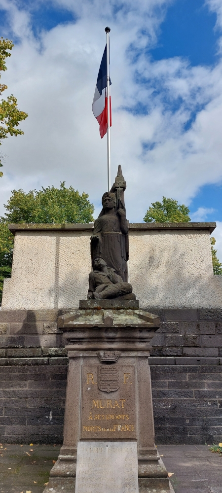 Oorlogsmonument Murat #2