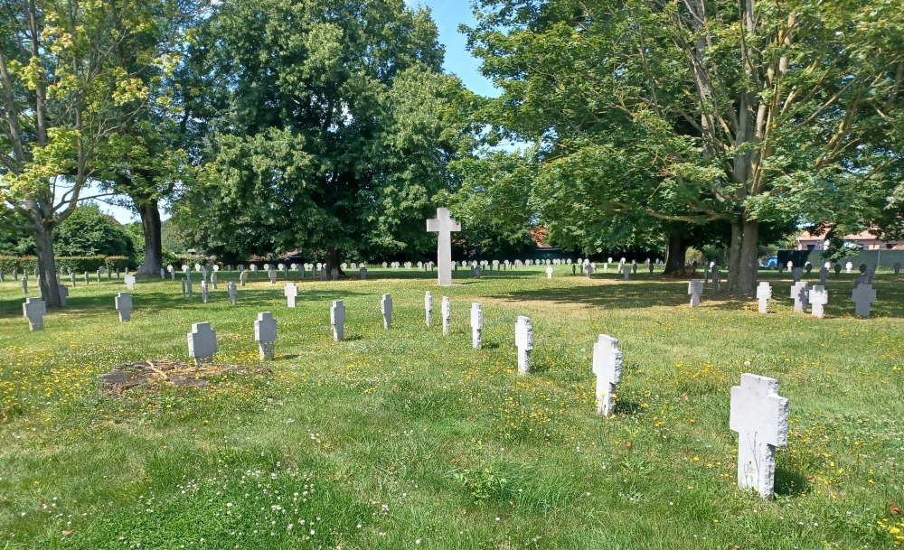 Duitse Oorlogsgraven Pont à Vendin #1