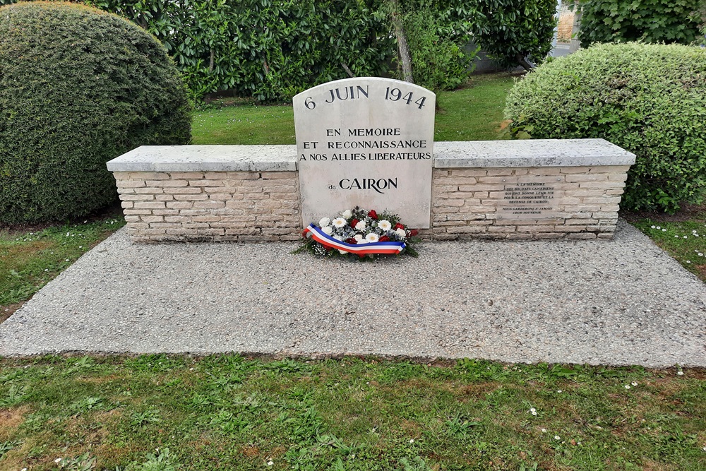 Monument Bevrijding Cairon #2