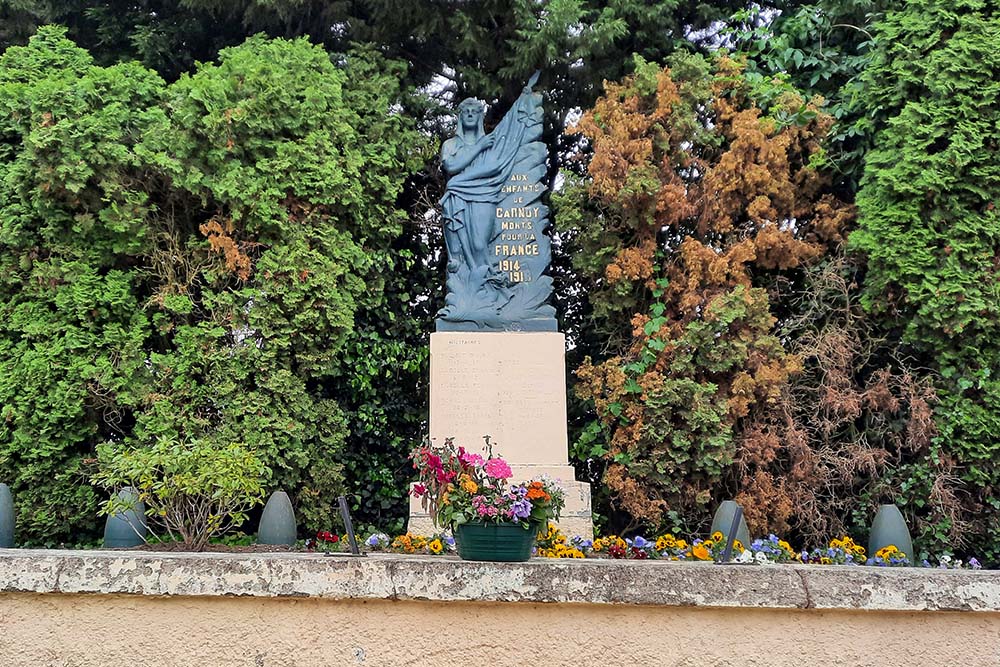 War Memorial Carnoy