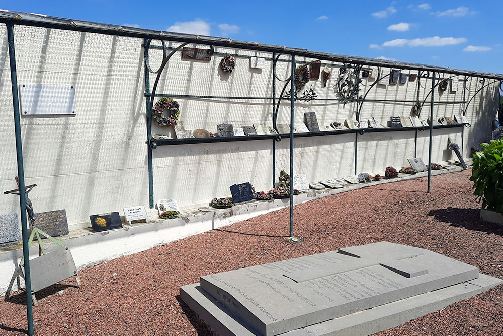 French War Graves and Memorial Le Transloy #5