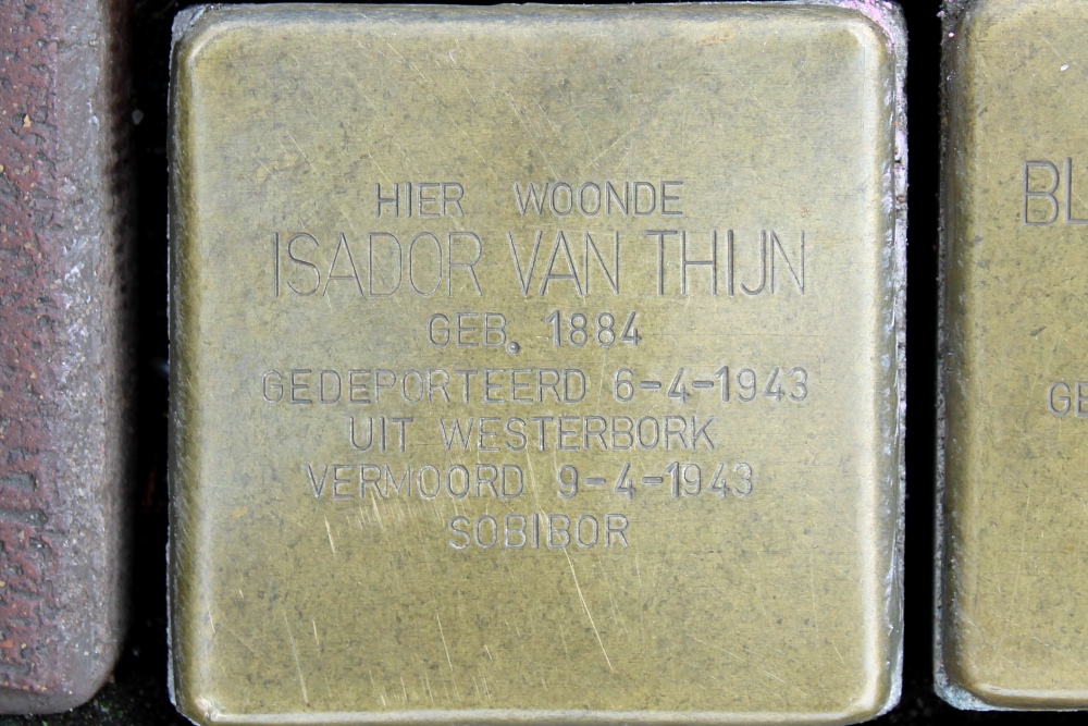 Stumbling Stones head of the of the Leeuwenstraat (former Achterom 4) #2