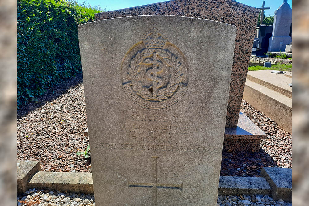 Oorlogsgraven van het Gemenebest Étricourt-Manancourt #3