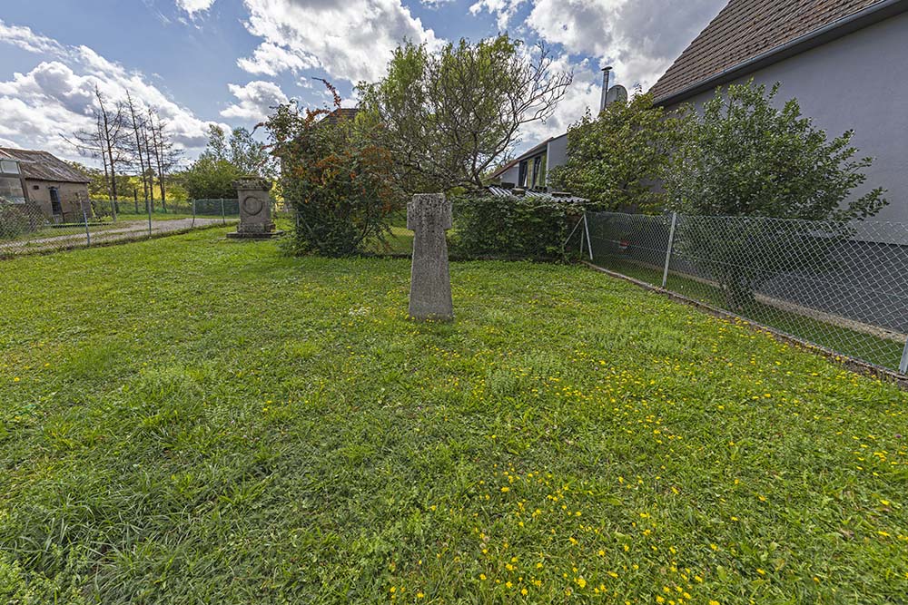 Mass Grave marked 1870-71 #6