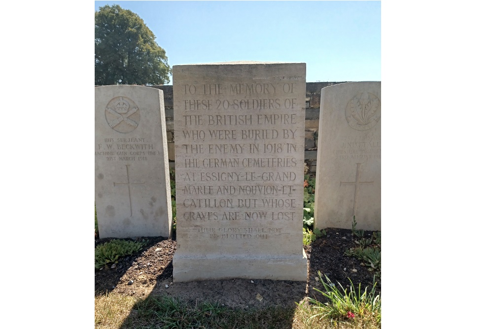 Commonwealth War Cemetery Grand-Seraucourt #5