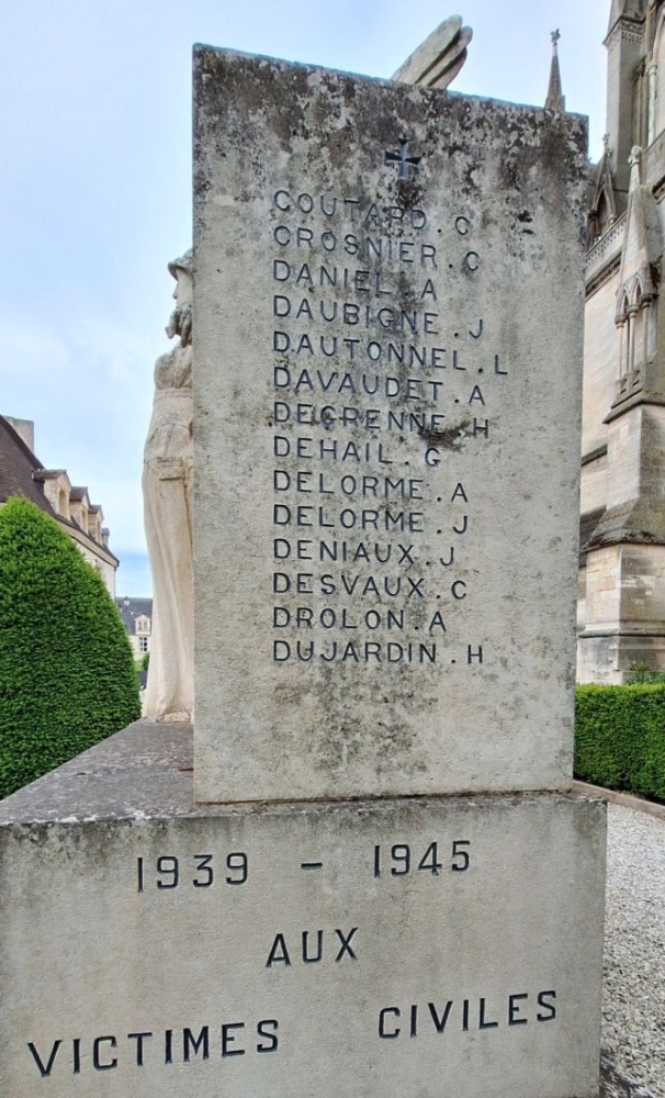 War Memorial Sées #2