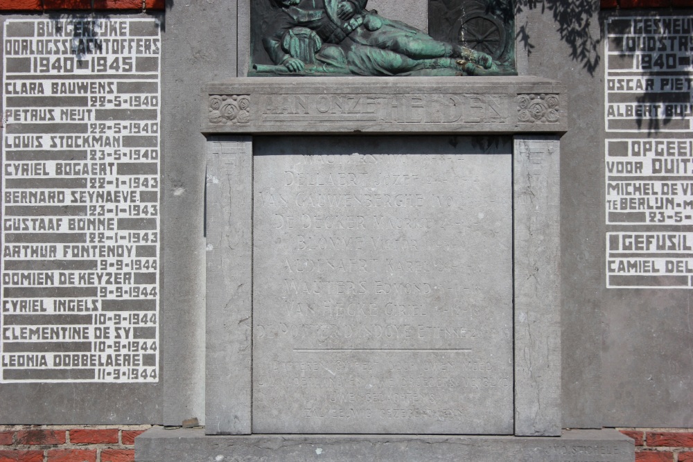 War Memorial Cemetery Doornzele #3
