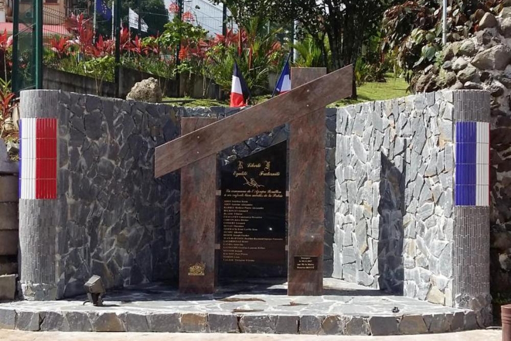 War Memorial L'Ajoupa-Bouillon #1