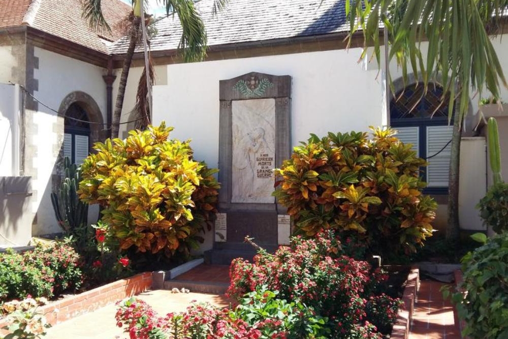 War Memorial Les Anses-d'Arlet #1