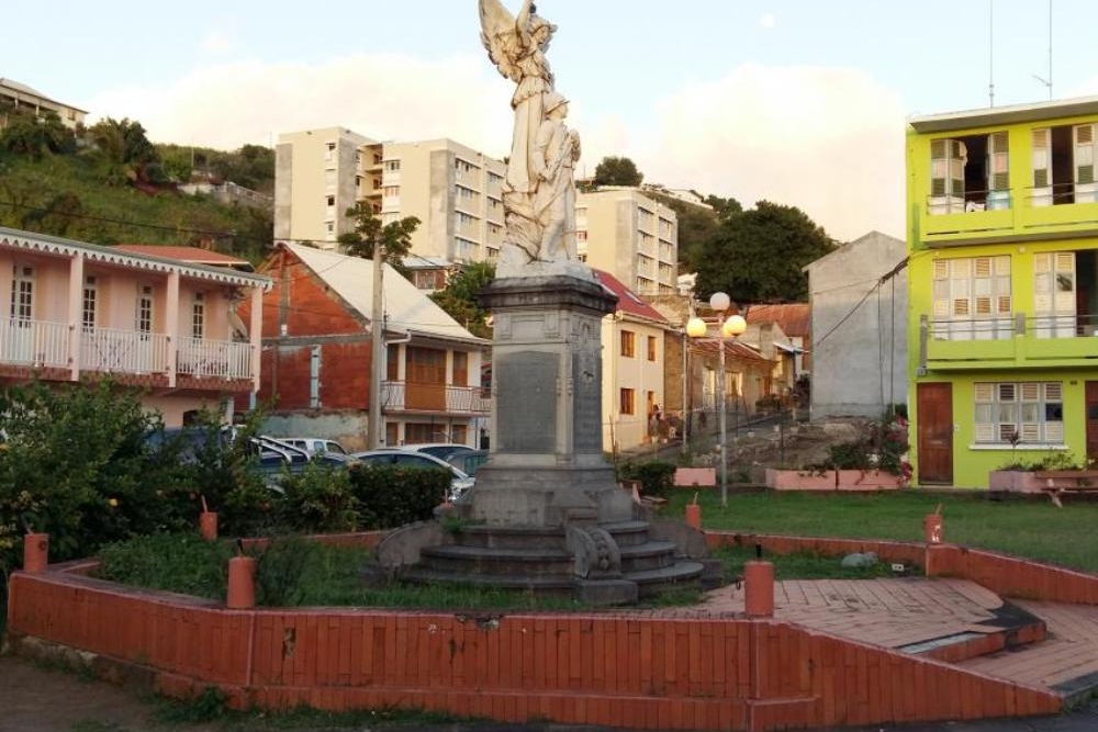 War Memorial Le Carbet #1