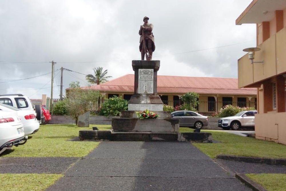 War Memorial Le Morne-Rouge #1