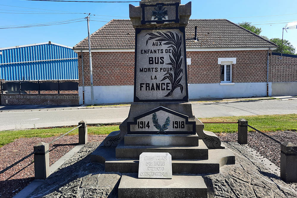 Oorlogsmonument Bus #2