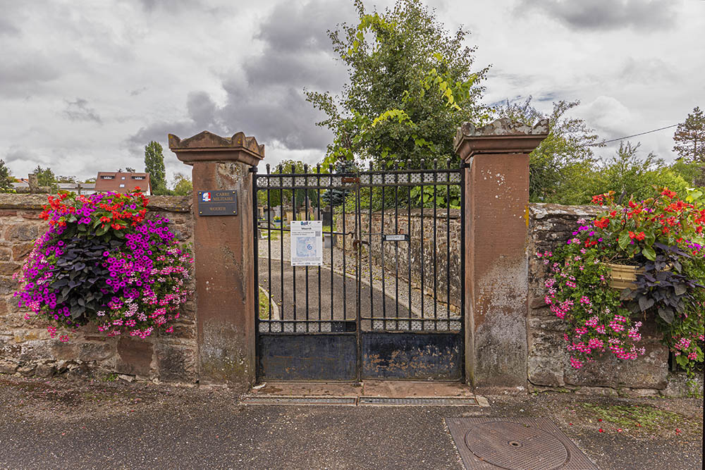 Collective Grave Marked 6 Augustus 1870 #7