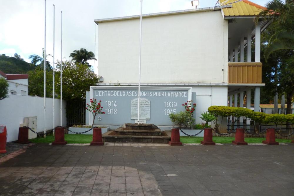 Oorlogsmonument Entre-Deux #1