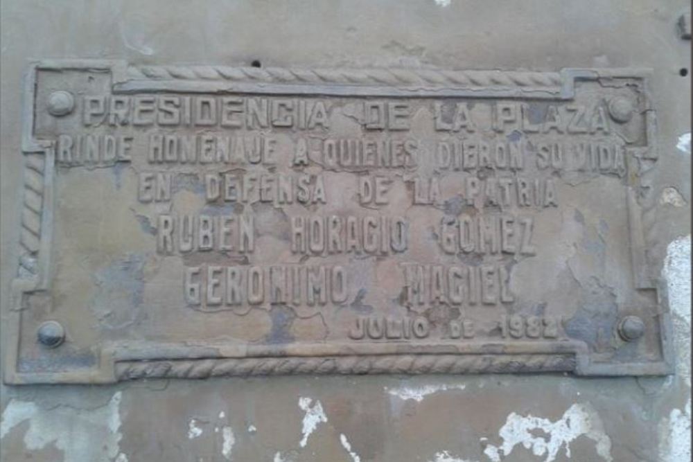 Plaquette Rubén Horacio Gómez en Gerónimo Maciel