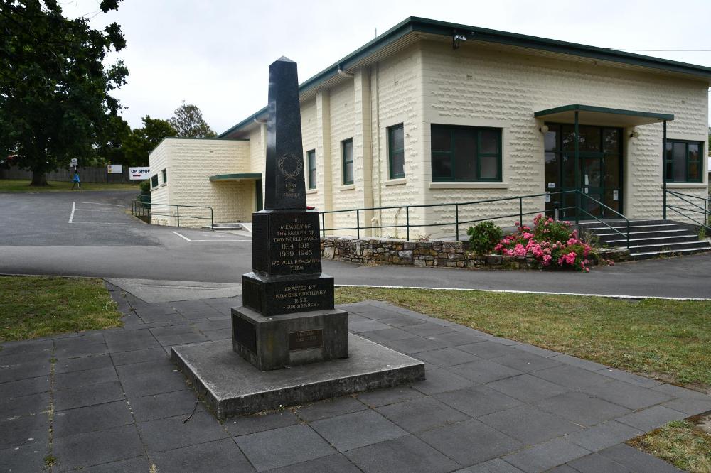 War Memorial Sint Marys