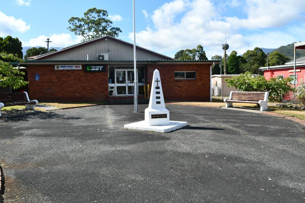 War Memorial Rosebery