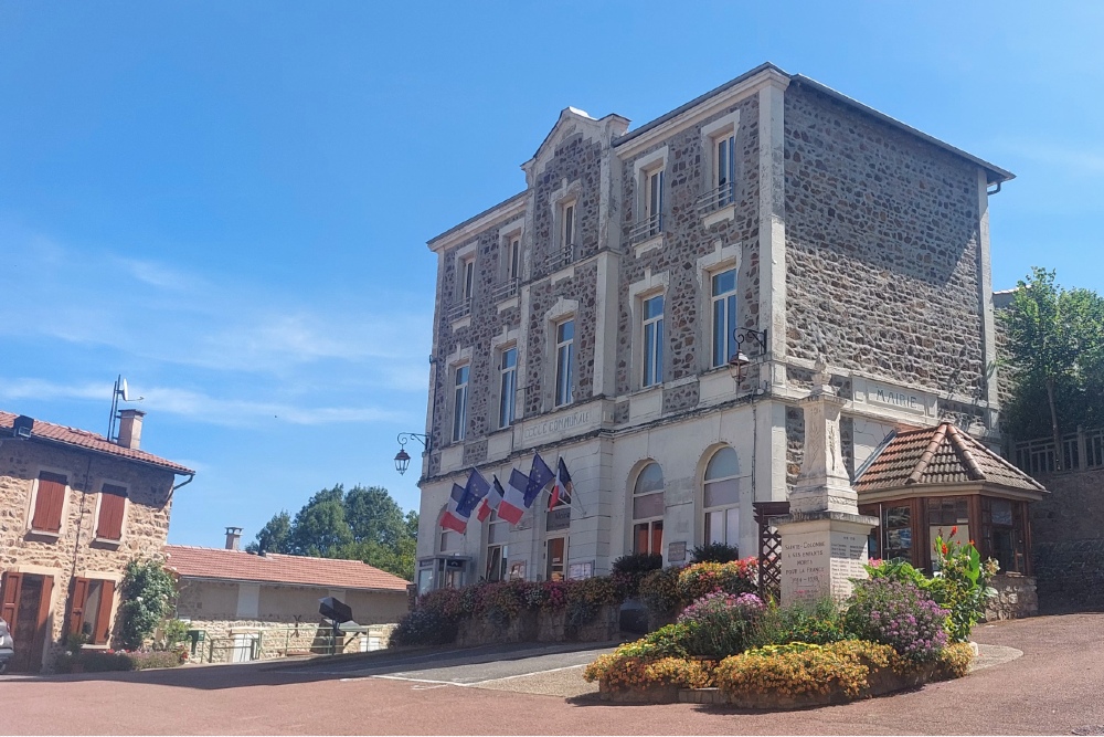 War Memorial Sainte-Colombe-sur-Gand #5