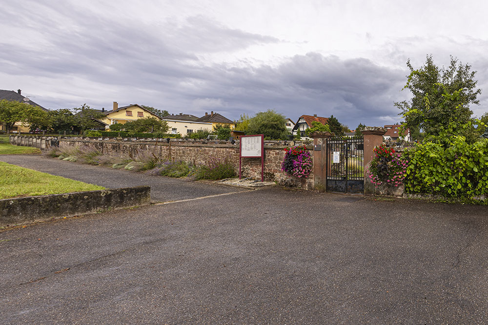 Gemeenschappelijk Massagraf met Kruis 1870-71 #6
