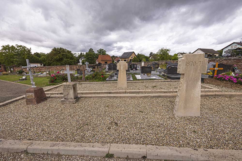 Common Mass Grave with Cross 1870-71 in Row 6 #3