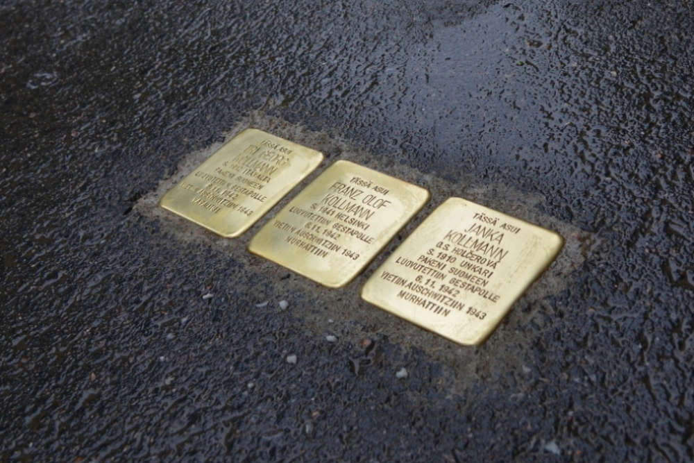 Stumbling Stones Munkkiniemen puistotie 18B #1