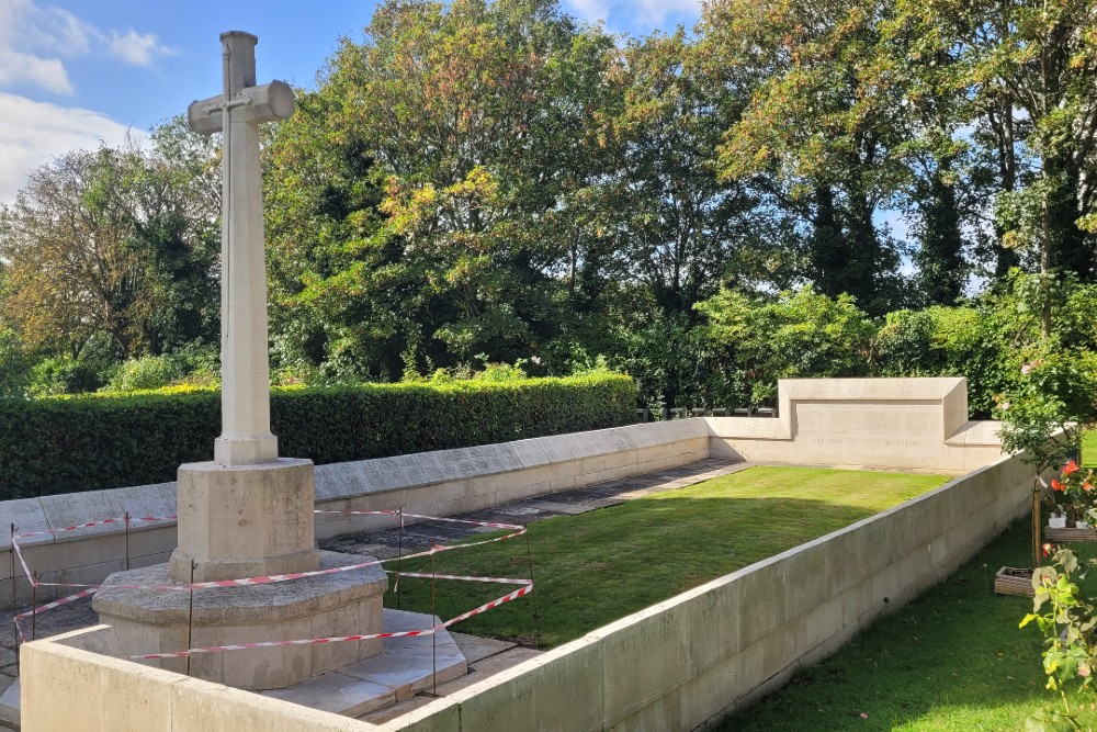 Oorlogsgraven van het Gemenebest All Soul's Cemetery Kensal Green #2