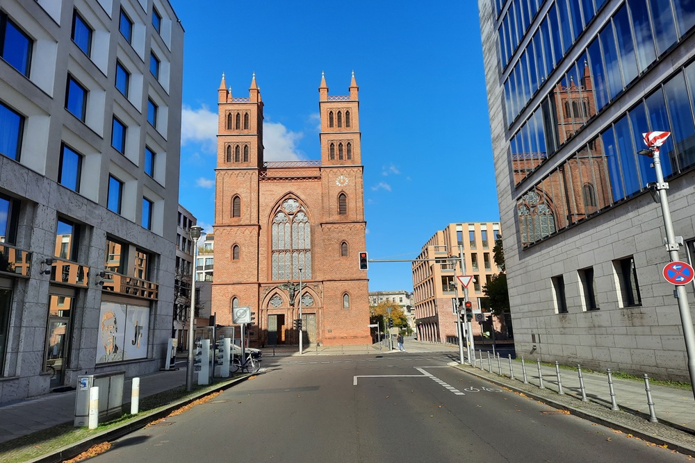 Gedenkteken Friedrichswerdersche Kerk Berlijn #1