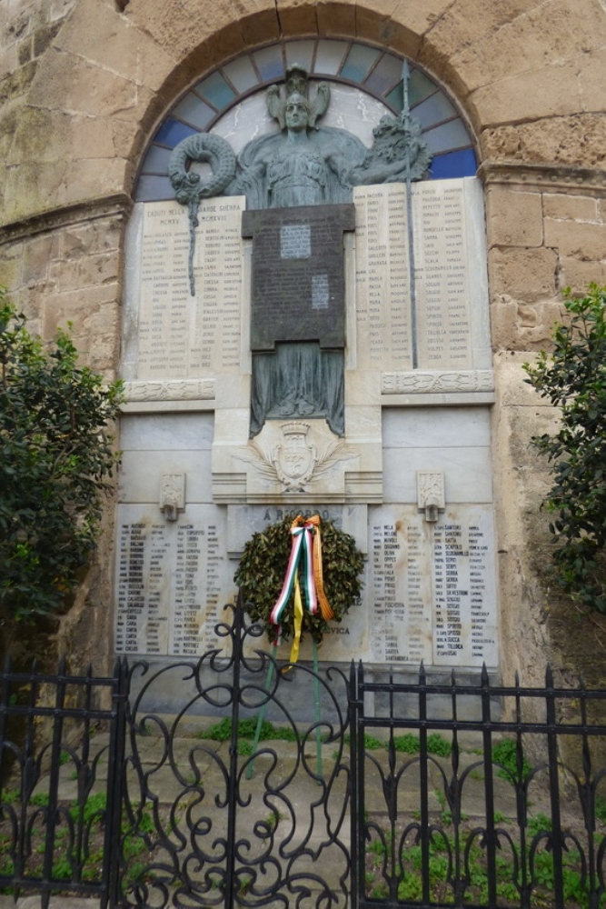 Oorlogsmonument Alghero