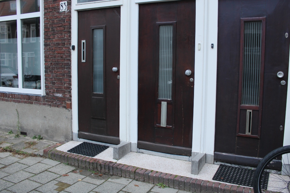 Stolpersteine Teding van Berkhoutstraat 83 #5