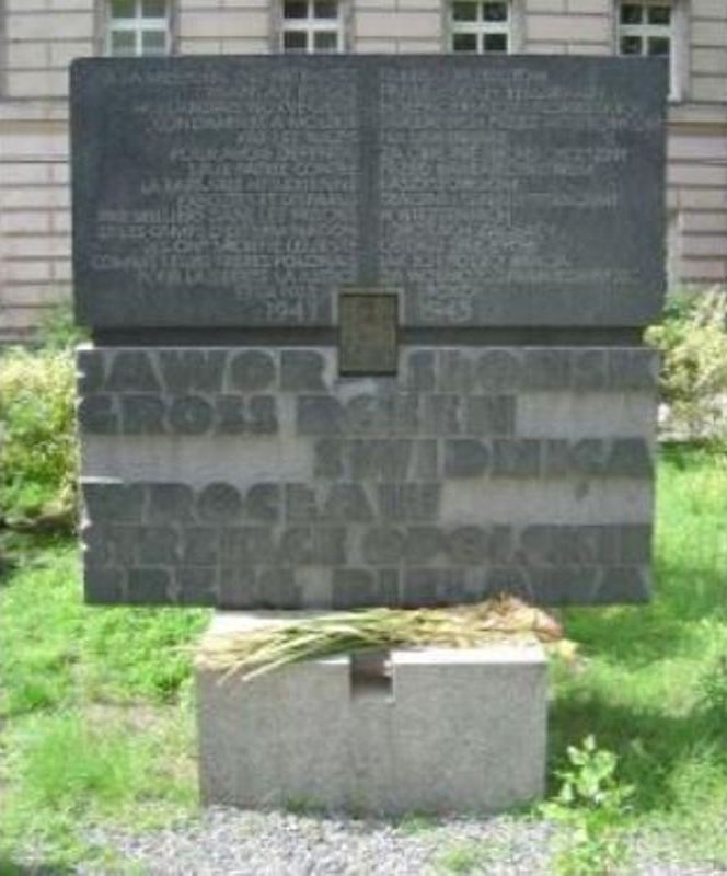 Monument Omgekomen Verzetsstrijders Wrocław