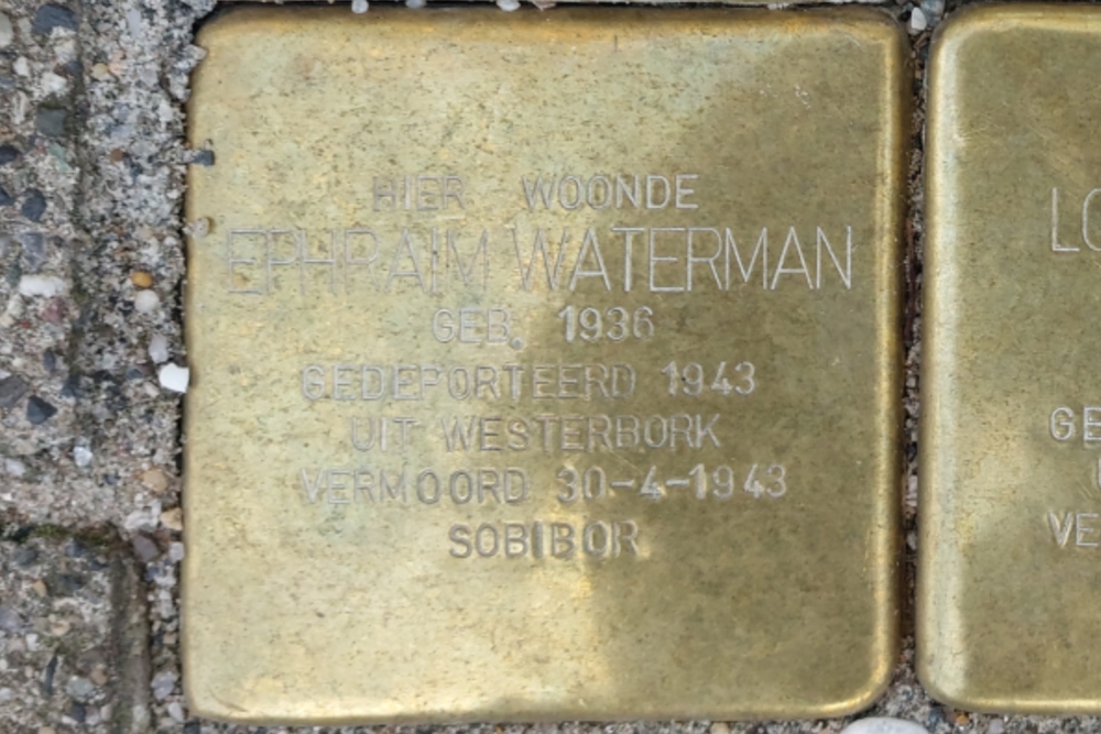 Stolpersteine Erasmusstraat 25b #4