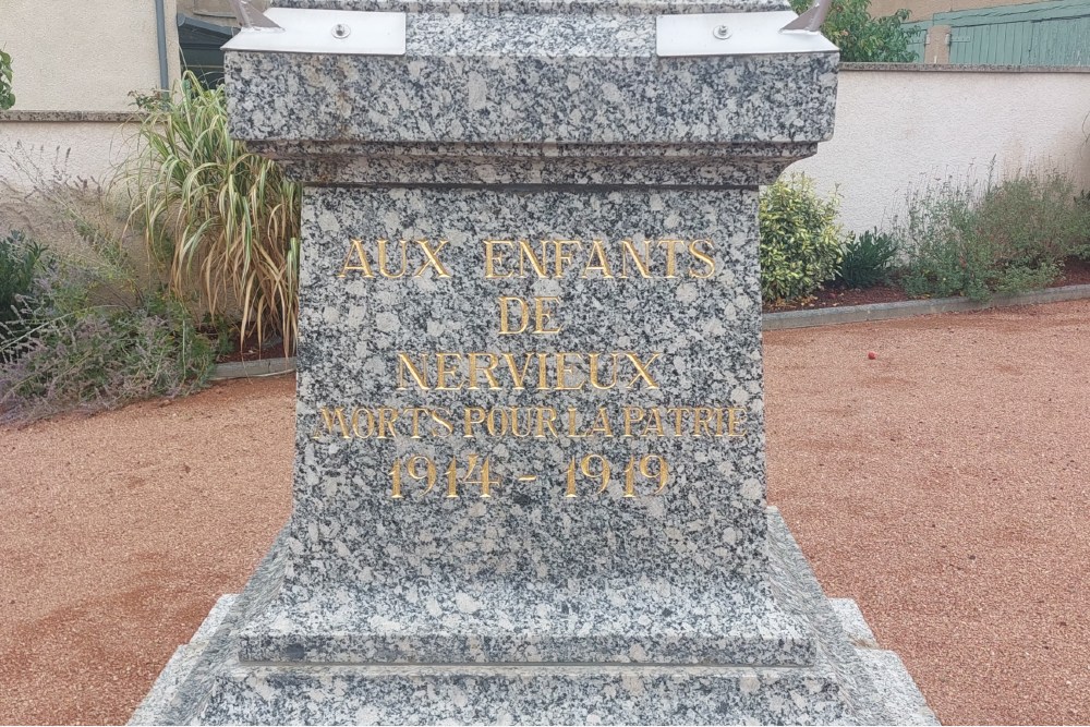 Oorlogsmonument Nerviéux #2