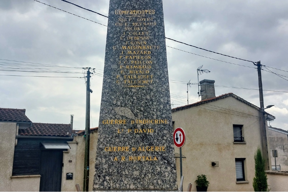 Oorlogsmonument Nerviéux #4