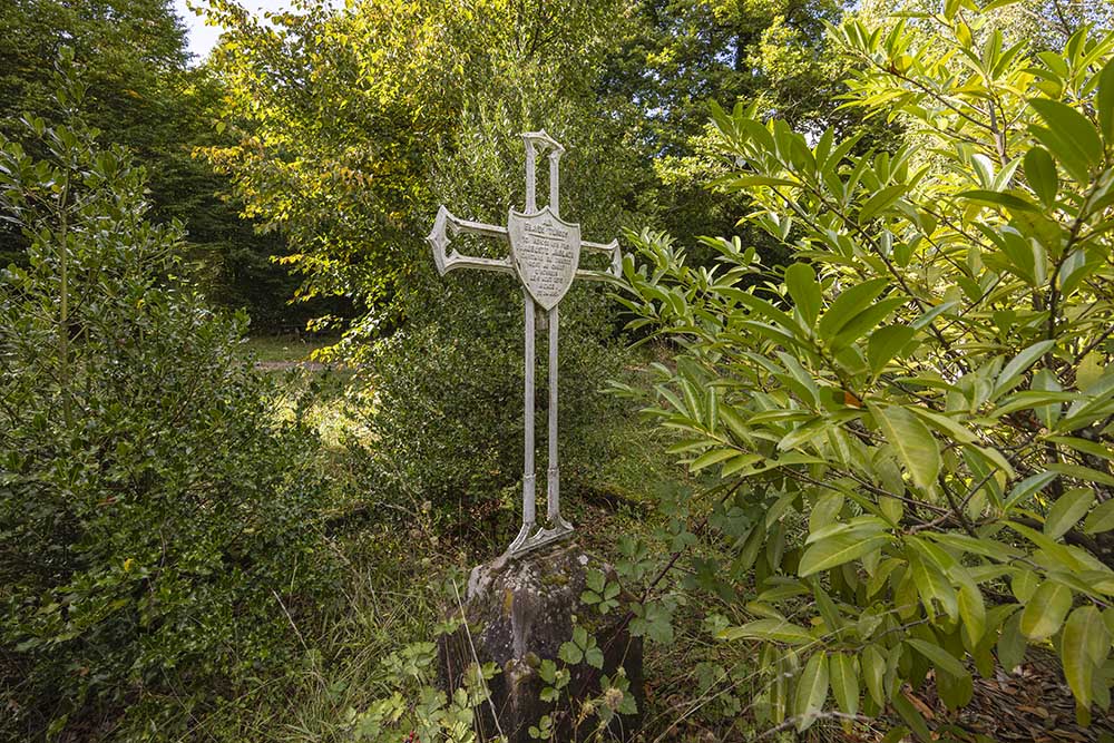 Collectief graf met Kruis Pierre Auguste Anglade #1