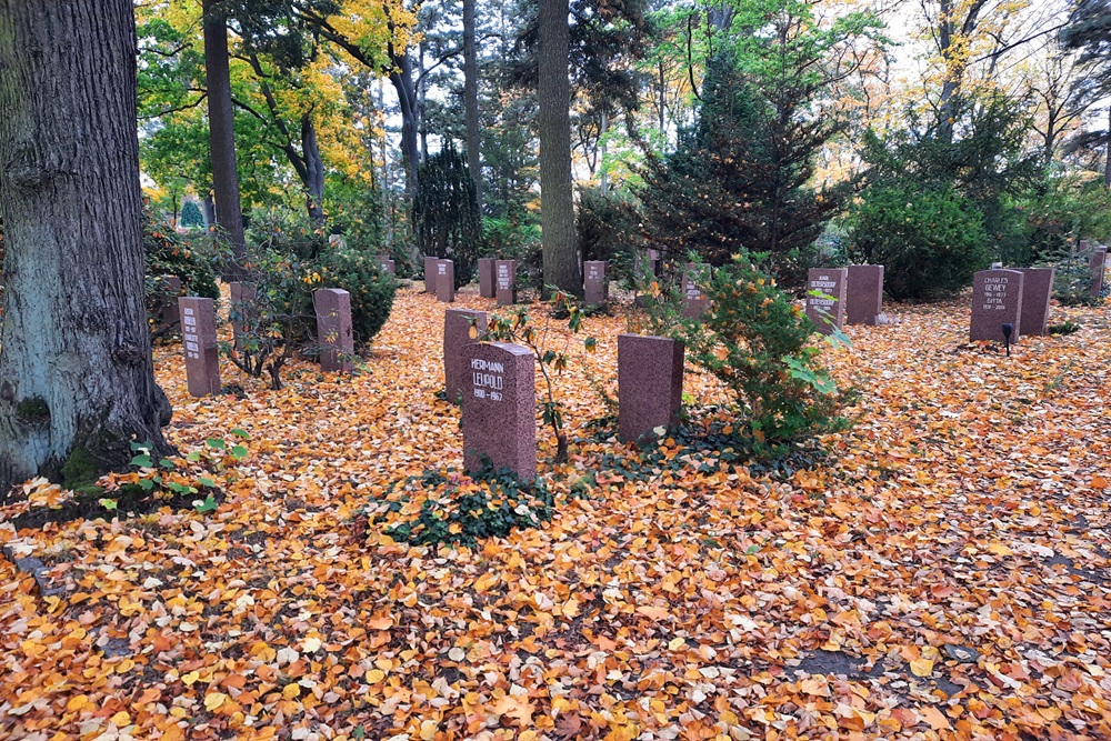 Monument To The Socialists Berlin #5