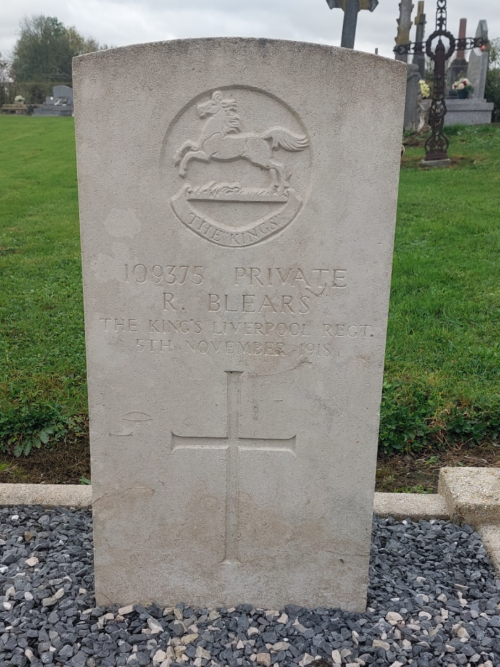 Oorlogsgraven van het Gemenebest Sassegnies #3