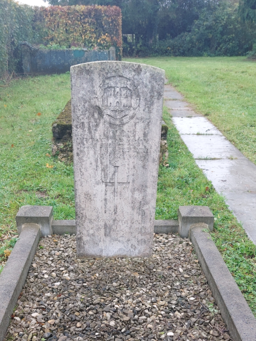 Oorlogsgraven van het Gemenebest Locquignol #3