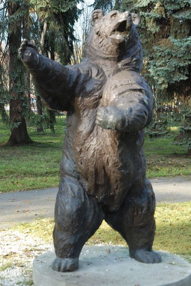 Monument Private Wojtek 'The Soldier Bear' #1