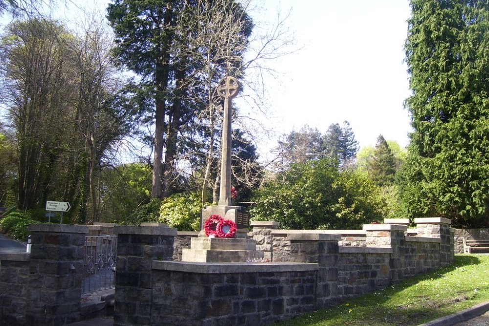 Oorlogsmonument St. Issells Church #1