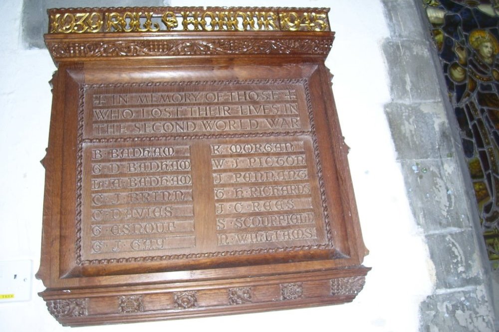 Monument Tweede Wereldoorlog St. Issells Church #1