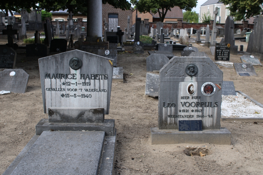 Belgische Oorlogsgraven Maaseik Begraafplaats Oude Baan #6