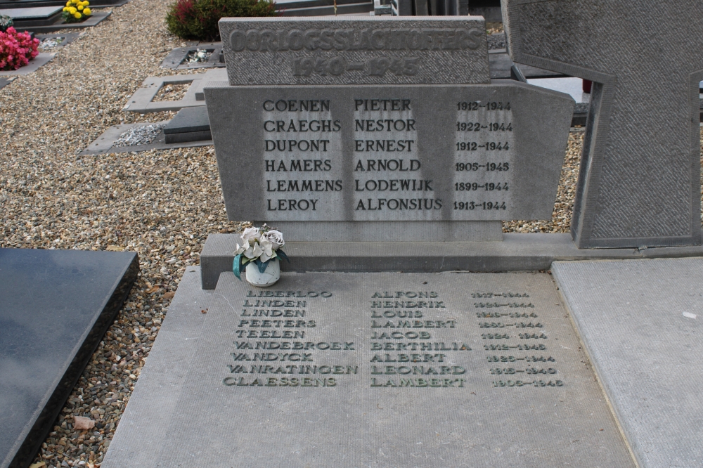 Belgische Oorlogsgraven Neeroeteren	 #2