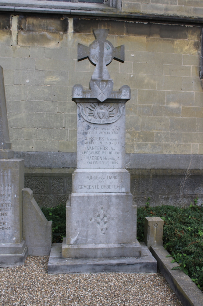 War Memorial Opoeteren #4