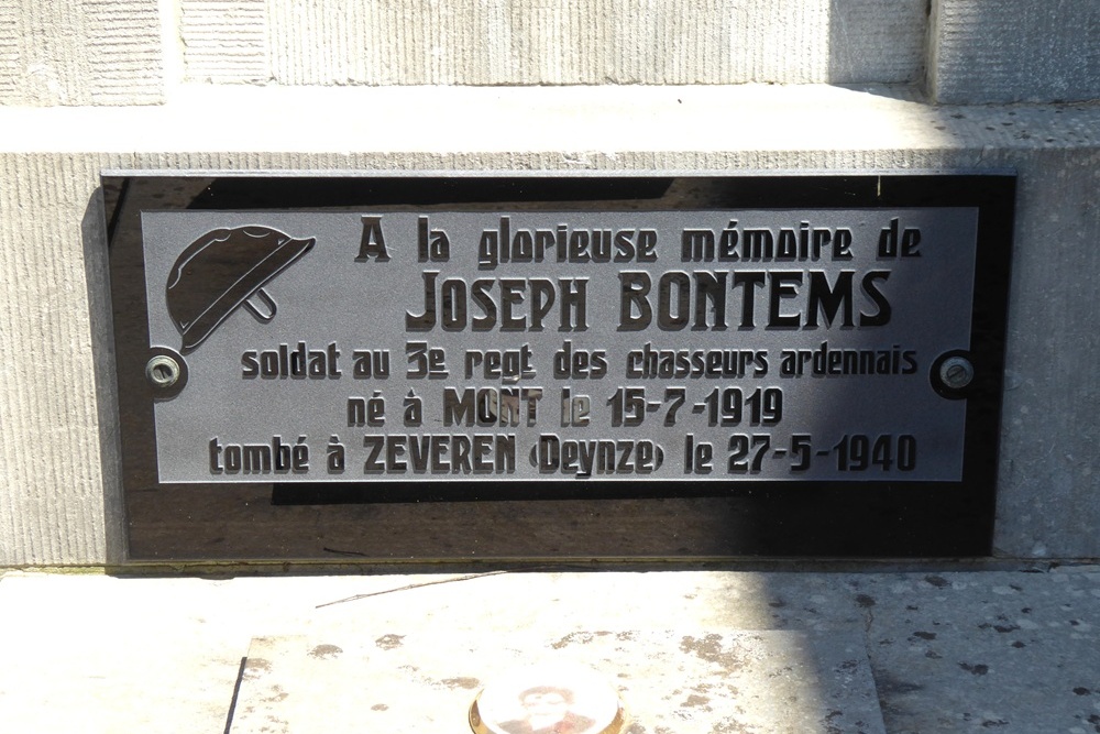 Belgisch Oorlogsgraf Mont #3