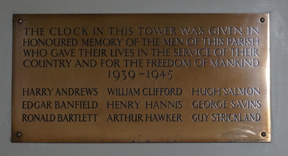 Oorlogsmonument Holy Trinity Church #1