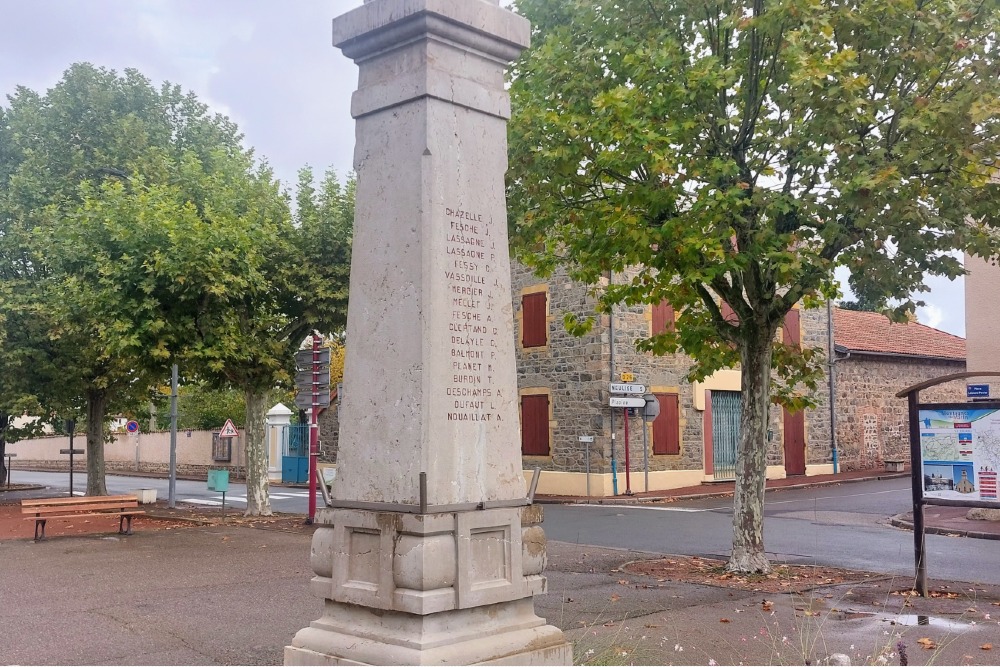 Oorlogsmonument Saint-Jodard #4