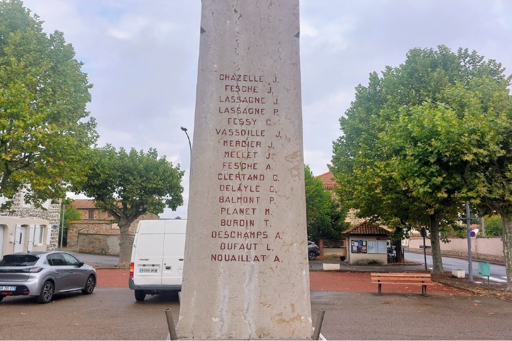Oorlogsmonument Saint-Jodard #5